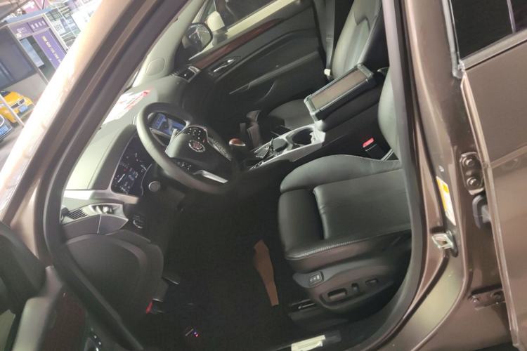 Used Cadillac SRX 2015 3.0L Elite Model
