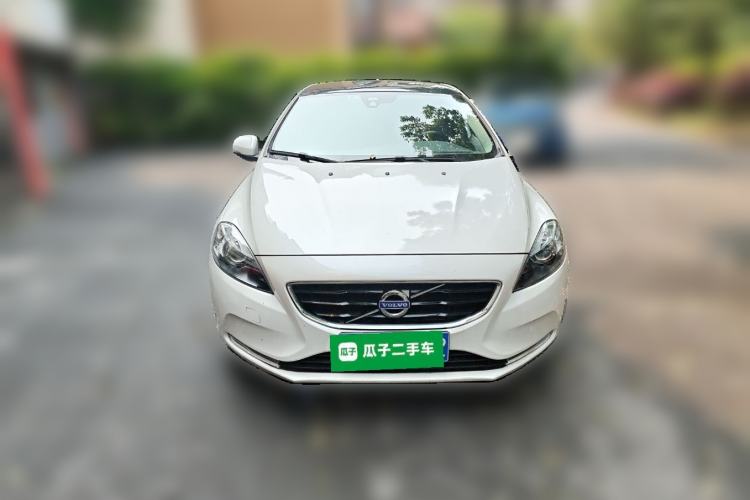 Used Volvo V40 2016 T3 Zhiyi Edition
