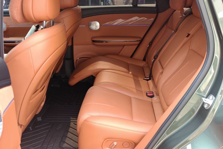 Used GAC Trumpchi Xiangwang S7 2025 180km Ultra All-Wheel Drive LiDAR Edition Left Rear Seat