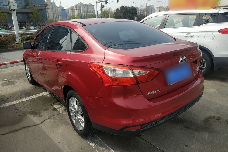 Used Ford Focus 2012 Sedan 1.6L Automatic Comfort Model
