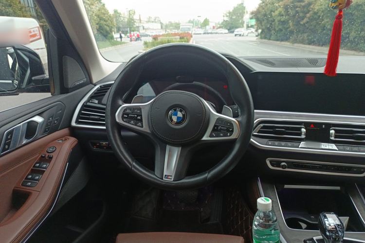 Used BMW X5 2021 Restyled xDrive40i Luxury Version M Sport Package Steering Wheel