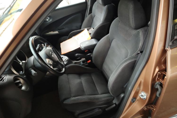 Used Infiniti ESQ 2014 1.6L Spontaneous Edition