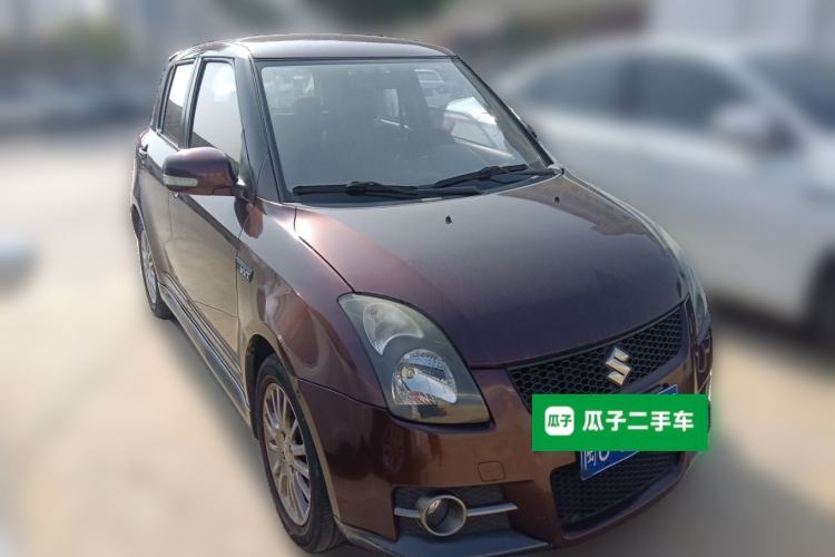 Used Suzuki Swift 2011 1.5L Automatic Fashion Edition Front Right 45 Deg