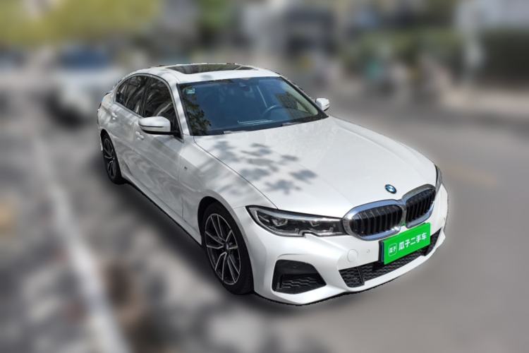 Used BMW 3 Series 2020 Facelifted 325i M Sport Package Front Right 45 Deg