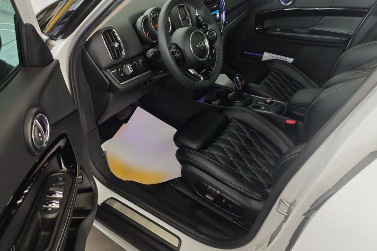 Used MINI Countryman 2019 1.5T COOPER Artist Weekend Travel Edition