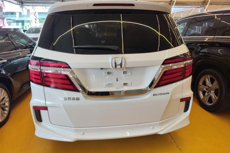 Used Honda Elysion 2016 2.4L Classic Edition
