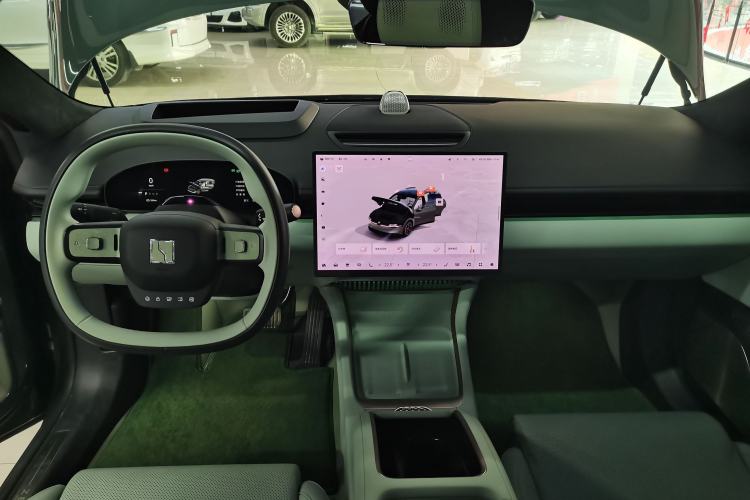 Used Zeekr 007 2025 Long-Range All-Wheel-Drive Intelligent Driving Version 100 kWh Center Console