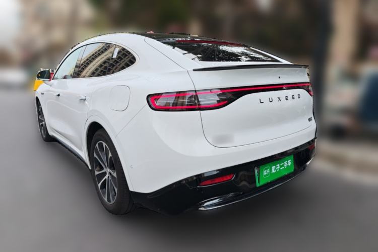 Used Hima Luxeed R7 2024 All-Electric 802 km Max Rear Left 45 Deg