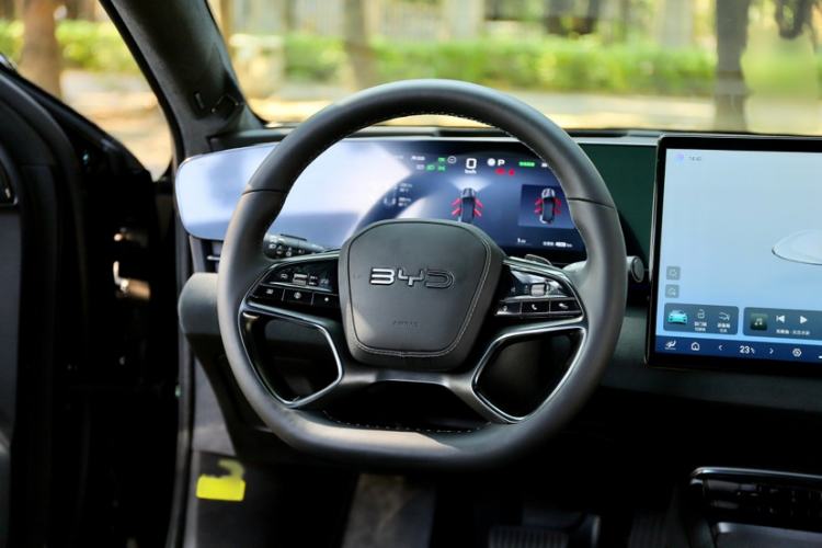 Used BYD Seal 2025 600 All-Wheel Drive Intelligent Driving Version Interior 3