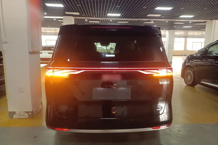 Used BYD Xia 2025 DM-i 1.5T 180km Beyond Edition
