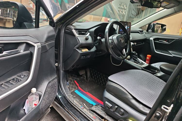 Used Toyota Wildlander 2020 Dual-Engine 2.5L E-CVT Two-Wheel Drive Prestige Edition