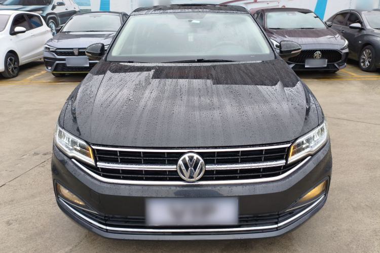Used Volkswagen Bora 2019 1.5L Manual Comfort Version
