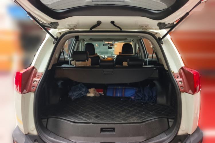 Used Toyota RAV4 2013 2.0L CVT Four-Wheel Drive New Edition