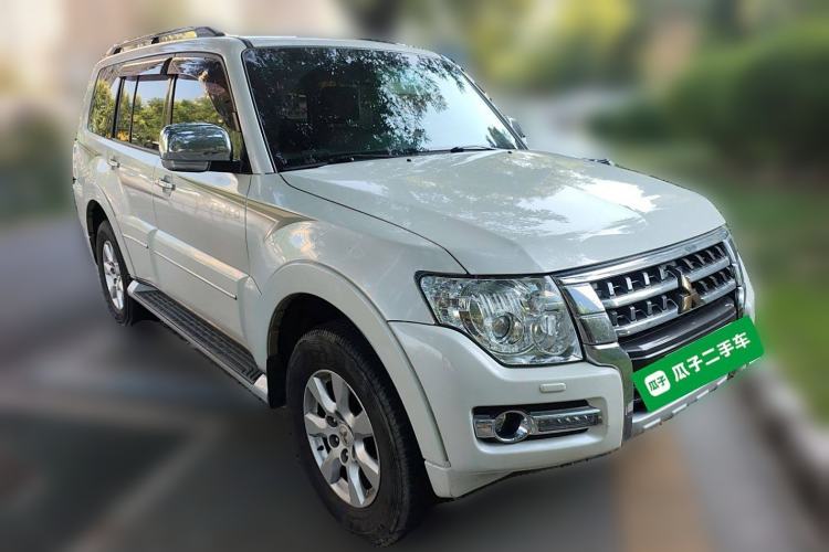 Used Mitsubishi Pajero 2016 3.0L Automatic Prestige Version China V Standard
