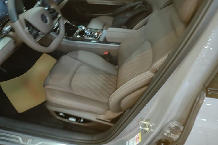Used BYD Han 2025 DM-i Intelligent Driving Edition 125KM LiDAR Flagship Model
