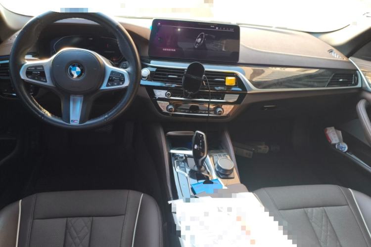 Used BMW 5 Series 2022 Restyled 525Li M Sport Package
