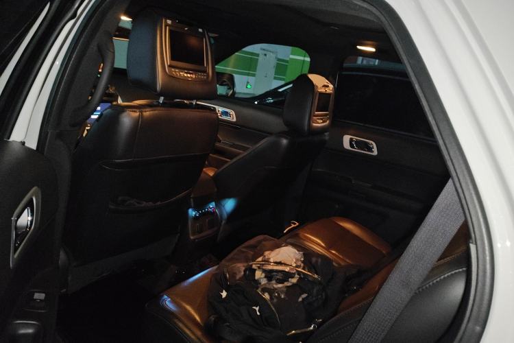 Used Ford Explorer 2013 3.5L Deluxe Model
