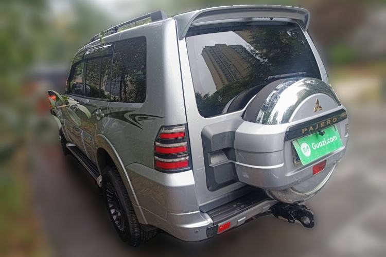 Used Mitsubishi Pajero 2012 3.0L Elite Upgrade Edition
