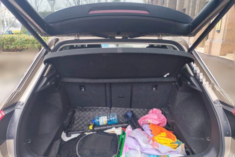 Used Volkswagen T-ROC 2021 280TSI DSG Two-Wheel Drive Comfort Connect Edition