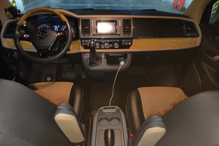 Used Volkswagen Caravelle 