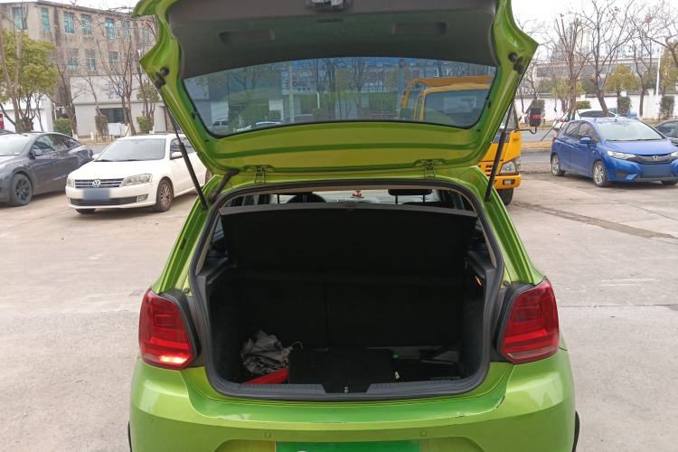 Used Volkswagen Polo 2014 1.6L Automatic Luxury Edition
