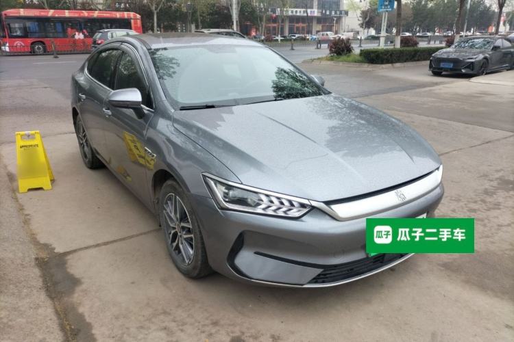 Used BYD Qin PLUS 2021 EV 400KM Luxury Model Front Right 45 Deg