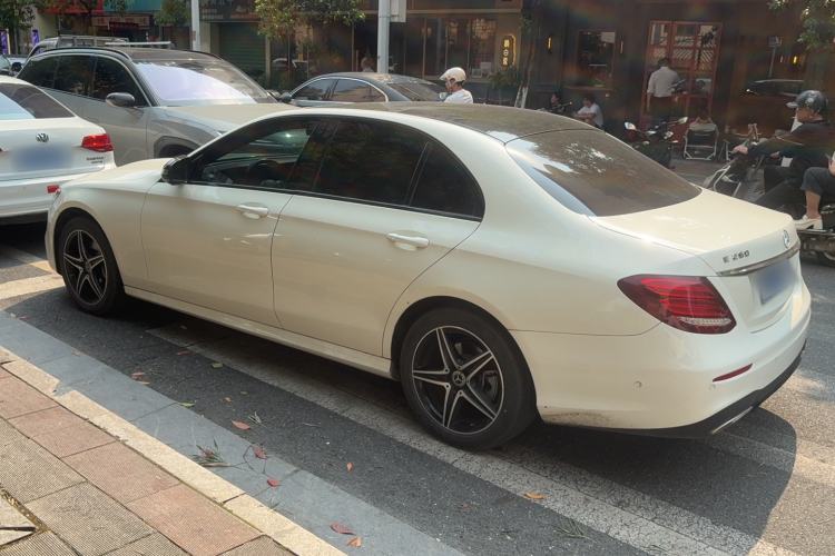 Used Mercedes-Benz E-Class 2020 E 260 Sport Edition Exterior 6