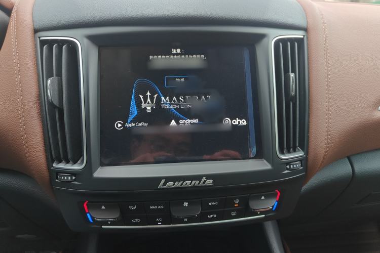 Used Maserati Levante 2016 3.0T S Standard Model Audio And AC Panel