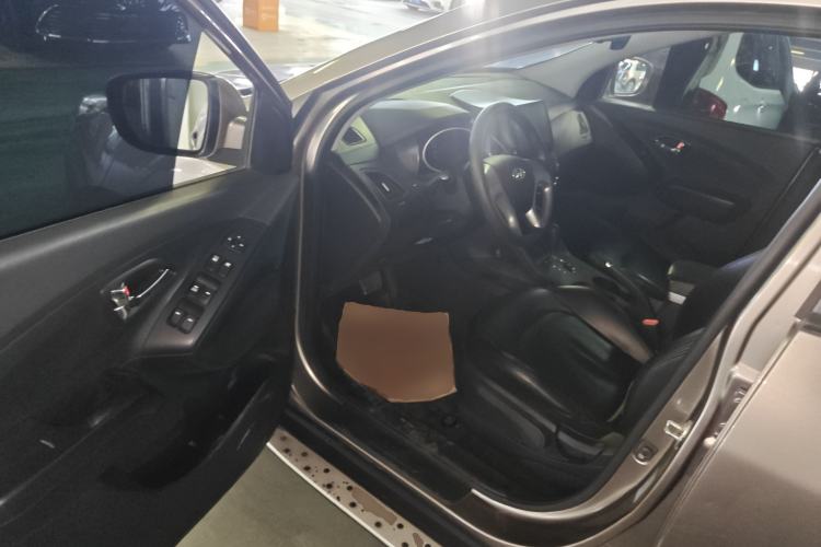 Used Hyundai ix35 2015 2.0L Automatic 2WD Comfort Edition China IV Standard
