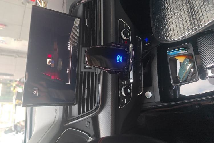 Used Audi Q5L 2022 Updated 45T Luxury Dynamic Version
