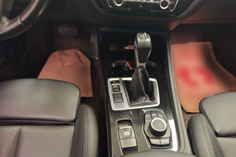 Used BMW 1 Series 2018 118i Sport Edition Interior 4