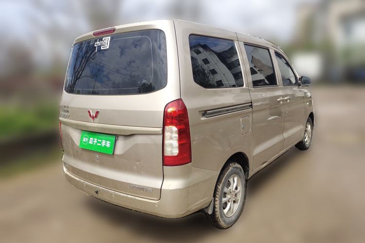 Used Wuling Hongguang V 2019 1.5L Enjoyment Version China VI LAR

