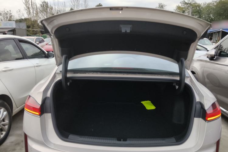 Used Roewe M7 DMH 2025 Model 160km Premium Version