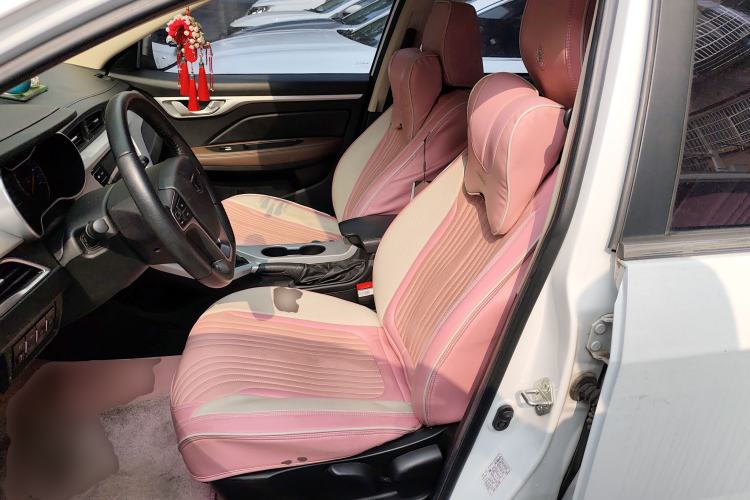 Used Geely Auto Vision 2019 Upgraded Model 1.5L CVT Luxury Version China VI Standard Left Front Seat