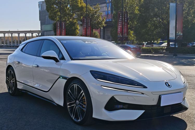 Used Denza Z9GT 2024 1100 Four-Wheel Drive Ultra Version