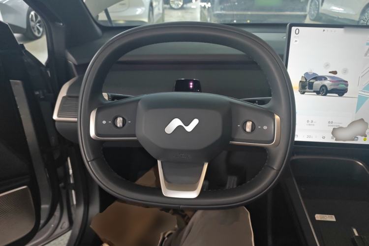 Used ONVO L60 2024 60 kWh Rear-Drive Version
