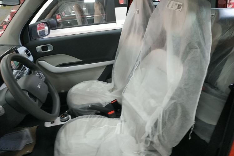 Used Geely Galaxy Panda 2025 210km Panda Rider Left Front Seat