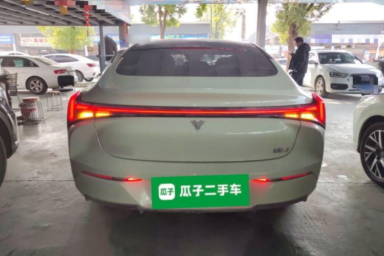 Used NETA S 2022 Extended-Range Version 1160 km Range Rear-Wheel Drive Mid-Grade
