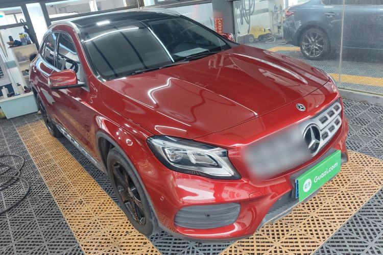Used Mercedes-Benz GLA 2019 GLA 200 Fashion Model Front Right 45 Deg