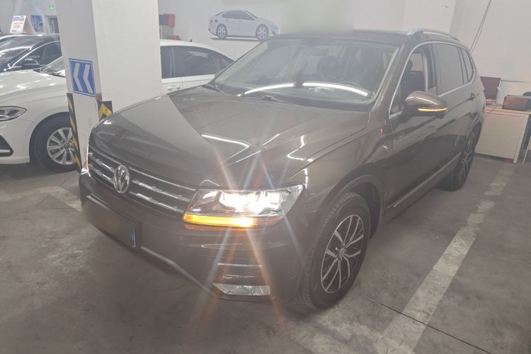 Used Volkswagen Tiguan L 2018 330TSI Automatic Two-Wheel Drive Luxury Edition