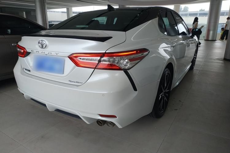 Used Toyota Camry 2021 2.0S FENGSHANG Edition
