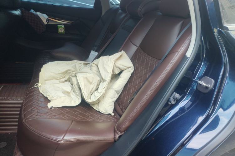 Used Infiniti Q70 2019 Q70L 2.0T Enjoyment Edition PLUS Left Rear Seat