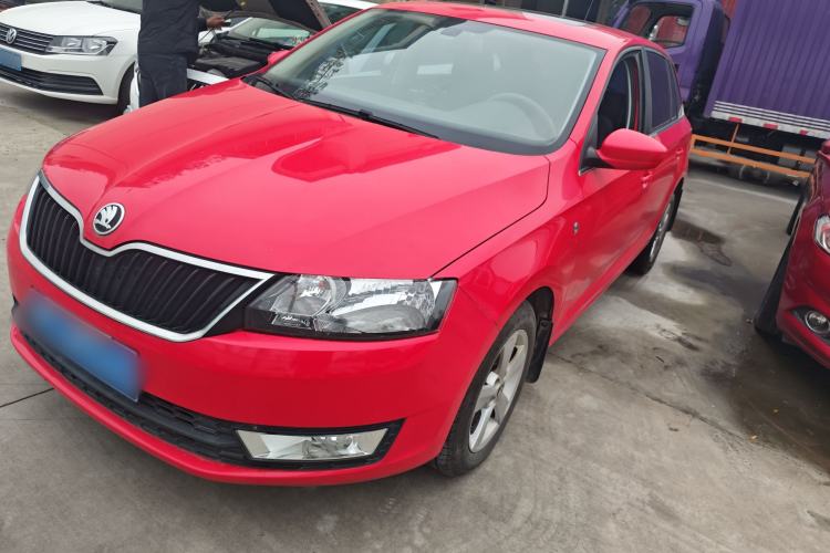 Used Skoda Rapid Spaceback 2016 Revised 1.6L Automatic Chuanxing Version