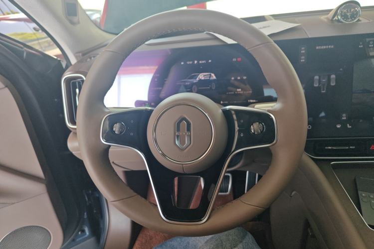 Used Hima AITO M9 2024 Range-Extended Ultra Version 52 kWh 5-Seater Model Steering Wheel