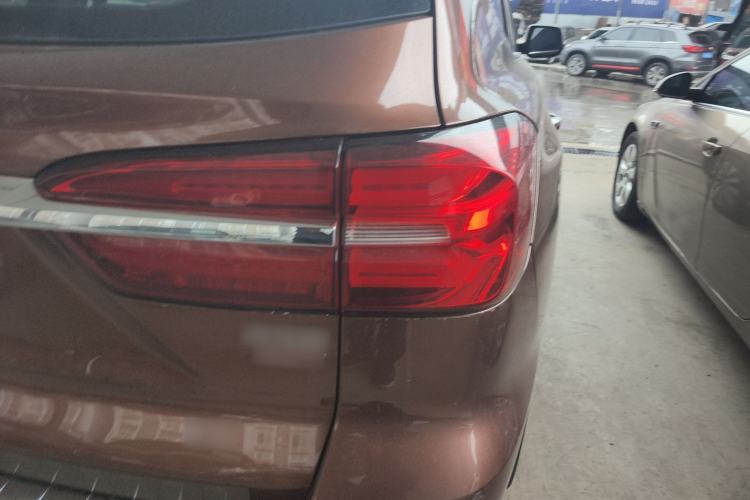 Used Roewe RX8 2018 30T Smart Connectivity Two-Wheel Drive Supreme Edition