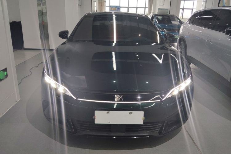 Used BYD Han 2022 EV Genesis Edition 610KM All-Wheel Drive Premium Model