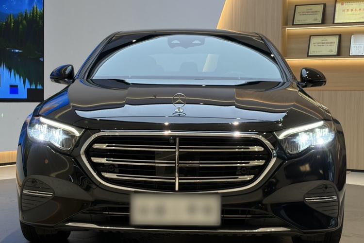 Used Mercedes-Benz E-Class 2025 E 300 L Luxury Model Exterior 1