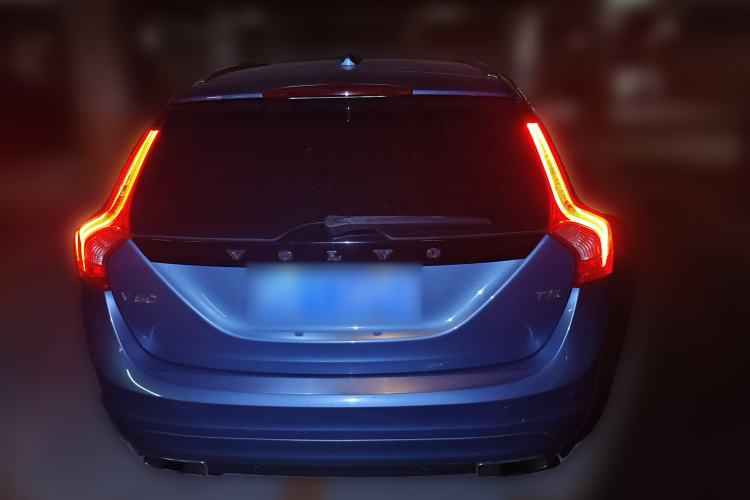 Used Volvo V60 2014 T5 Zhiya Edition