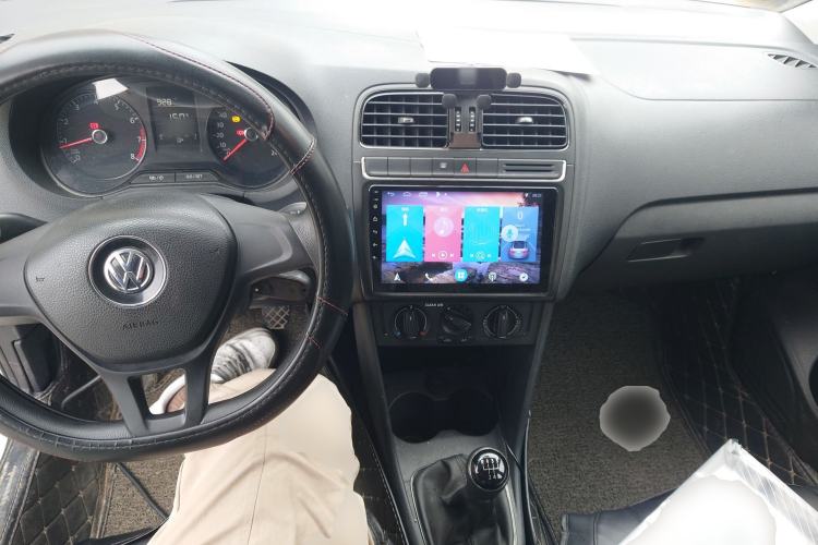 Used Volkswagen Polo 2016 1.4L Manual Fashion Model