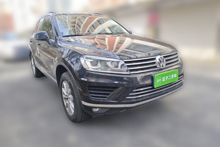 Used Volkswagen Touareg 2017 3.0 TSI Touareg Model Front Right 45 Deg